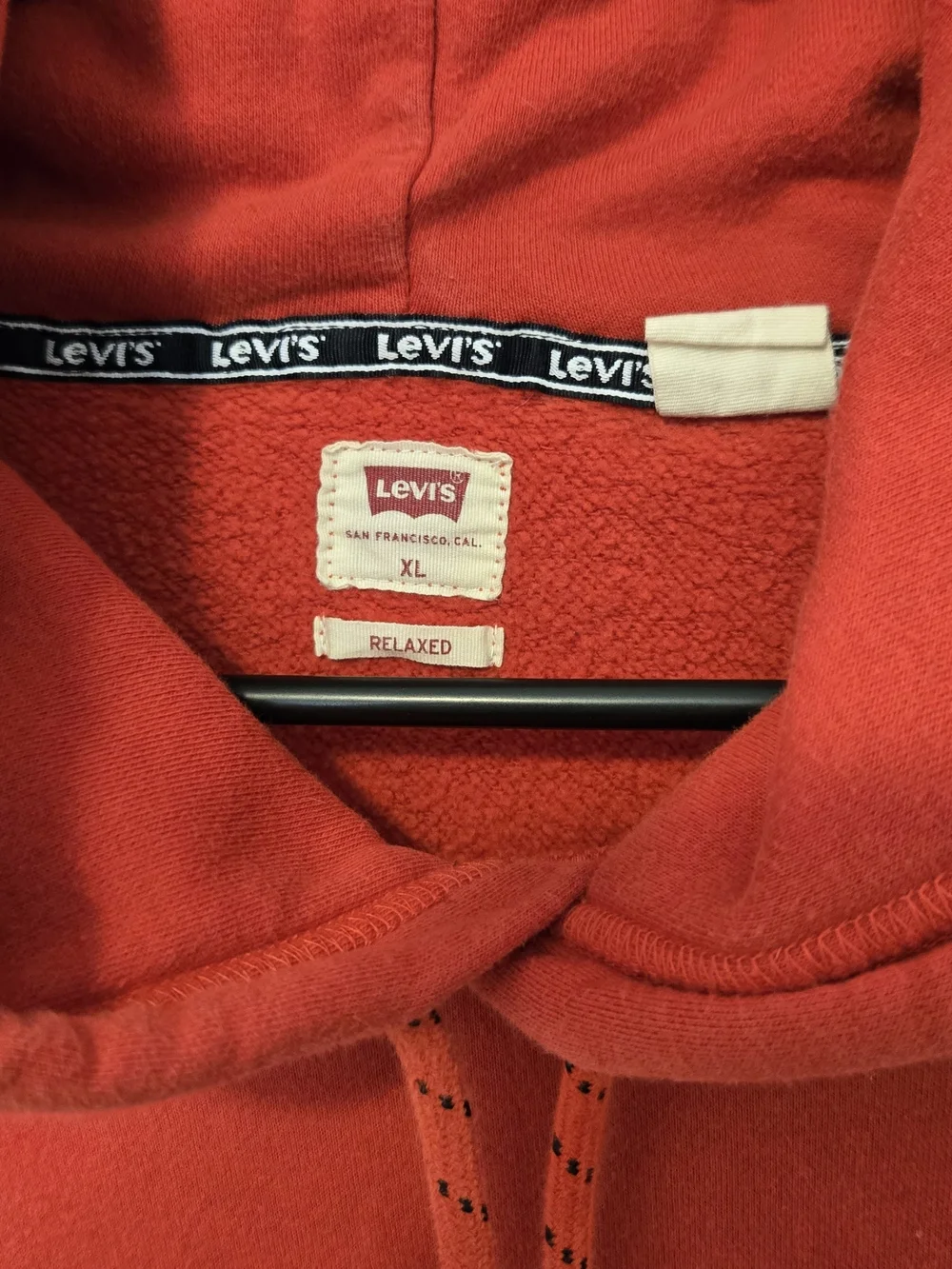 Levi's Men’s Red and Black Colorblock Hoodie XL Y2K 2022 GORPCORE xlnt.cond.
